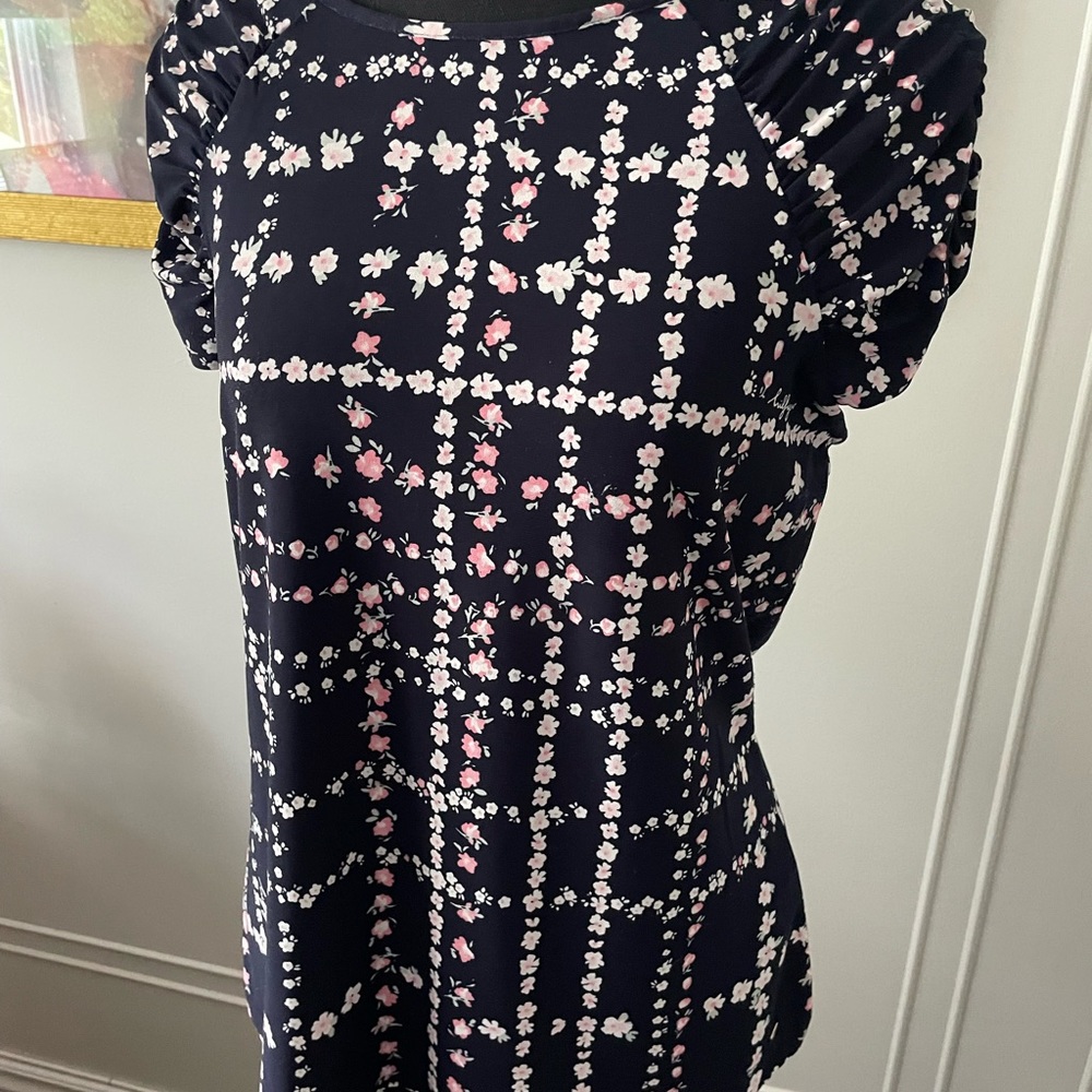 Tommy Hilfiger/NWOT Women's Short Sleeve Blouse Sz S